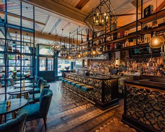 科克城艾萨克斯酒店 - 科克 - 酒吧