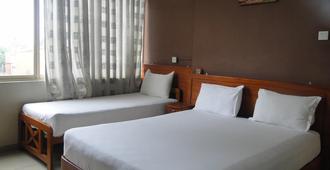 山水酒店 - 科伦坡 - 睡房
