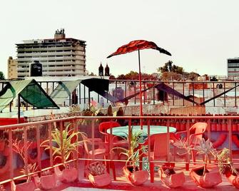 屋顶背包客旅馆 - 瓜达拉哈拉 - 露台