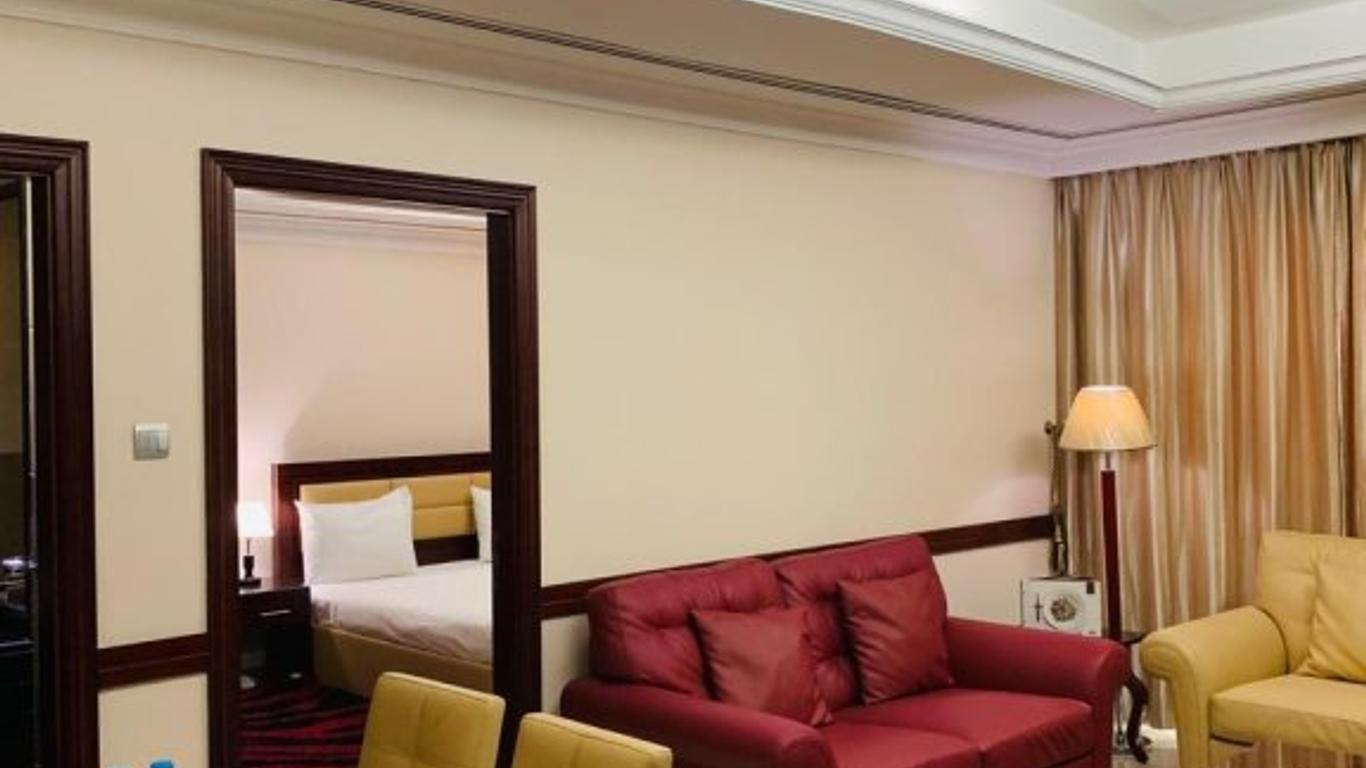 哈拉公寓酒店