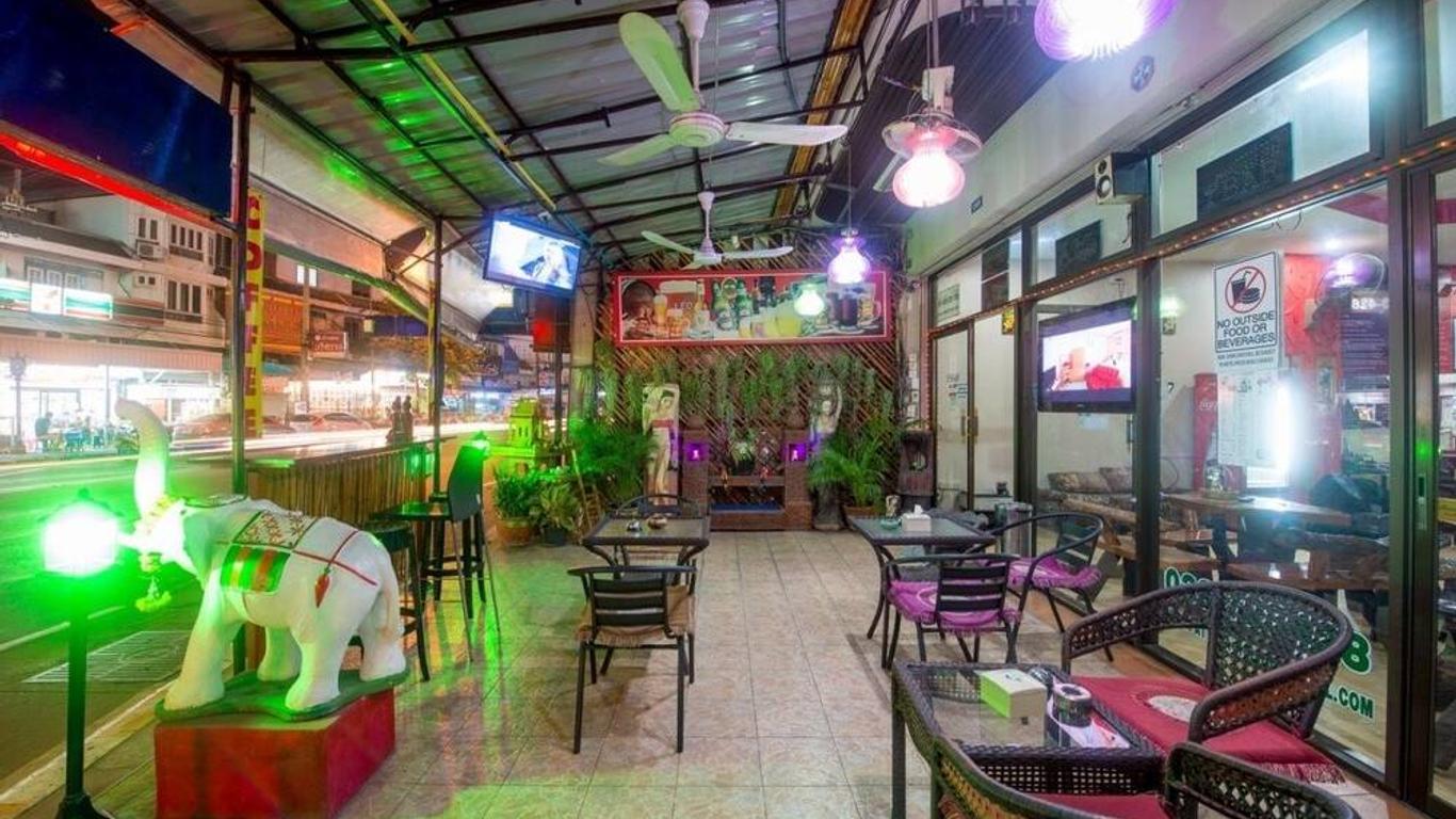 芭堤雅假日酒店