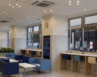 佐贺站前东横inn酒店 - 佐贺市 - 酒吧
