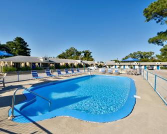 钦科蒂格美洲最超值旅馆 - Chincoteague - 游泳池