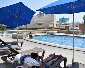 巴卢阿特酒店 - 韦拉克鲁斯 - 游泳池