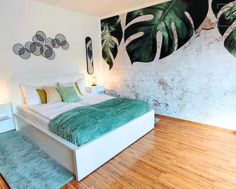 Homely Stay Serenity Greens - Stylisch Studio-Apartment With Kitchen - 10 Min To Central Station - 慕尼黑 - 睡房