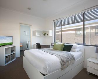 Cosy and Bright Studio Next to Westmead Hospital - 悉尼 - 睡房