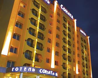 索纳塔酒店 - 利沃夫 - 建筑
