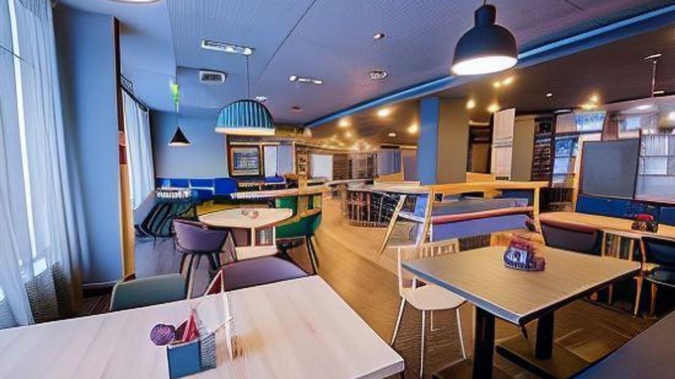 雅羅斯拉夫爾中心宜必思酒店