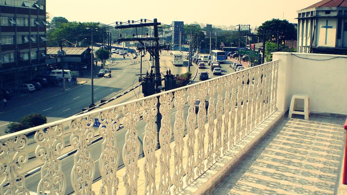 贾巴尔普尔移民旅馆