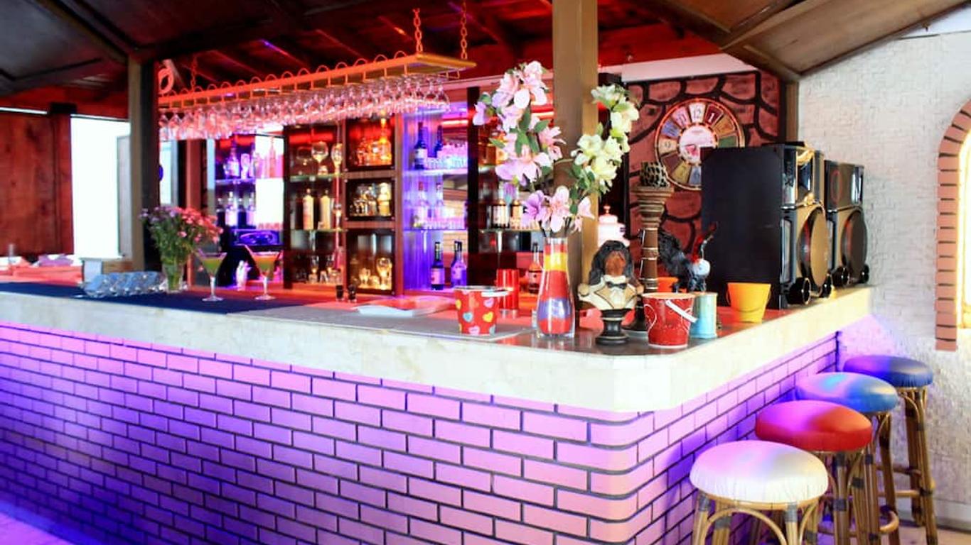 米兰达道德海滩酒店