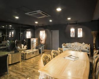 新山亚兹酒店 - 柔佛巴鲁 - 餐厅
