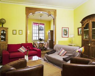 Exceptional Apartment In The Heart Of The City Center - Linen And Cleaning Provided - Tram - 波尔多 - 客厅