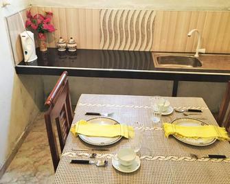 香蕉叶花园酒店 - 韦利格默 - 餐厅