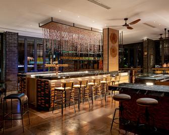 普吉芭东英迪格酒店 - IHG 旗下酒店 - 芭东 - 酒吧