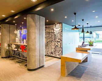 弗罗茨瓦夫中心宜必思酒店 - 弗罗茨瓦夫 - 建筑