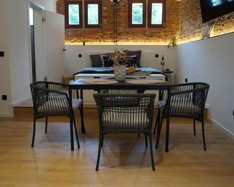 Apartment 'Zum Kutscherhaus' - 莱比锡 - 餐厅