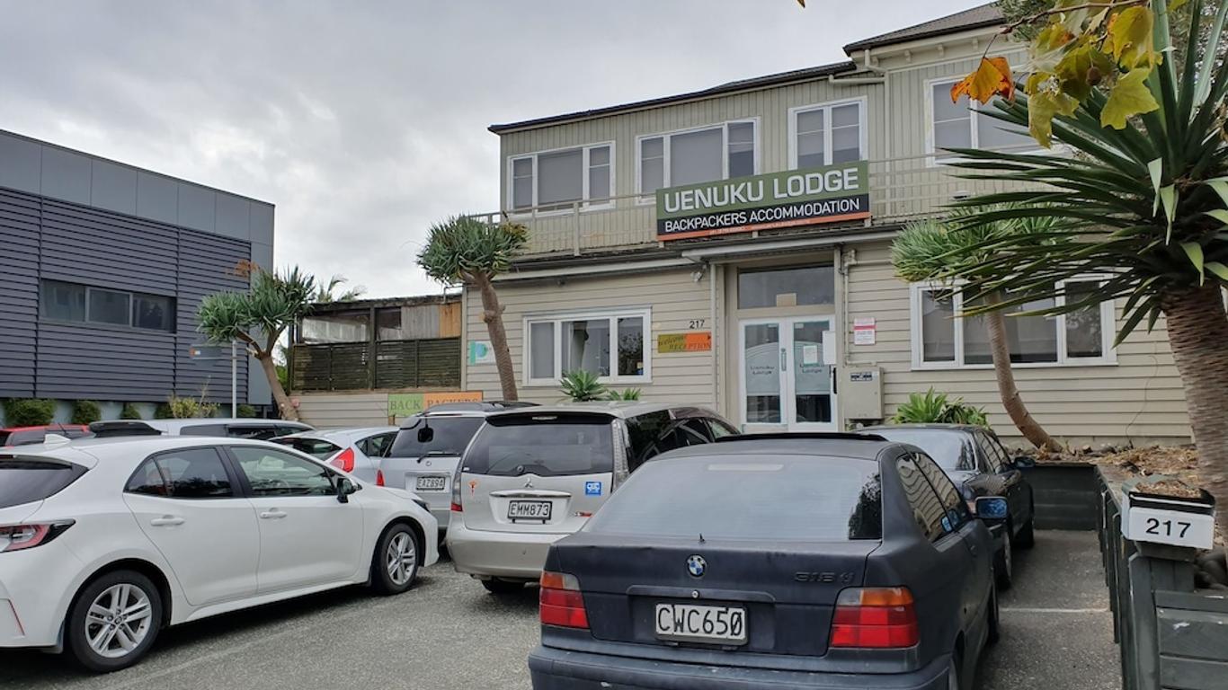 吴恩努库洛奇酒店