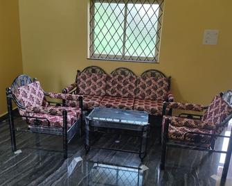Johnny guest house colva beach - 柯瓦 - 客厅