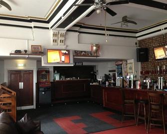 The King Harry Bar And Hostel - 利物浦 - 酒吧