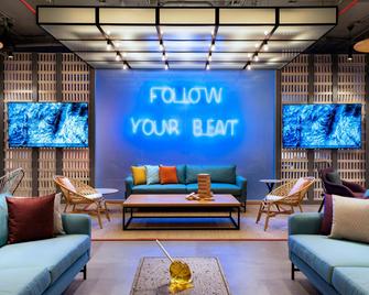 Aloft Playa del Carmen - 卡门海滩 - 休息厅