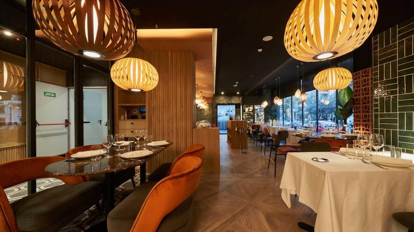 巴塞罗那奥古斯塔公寓式酒店