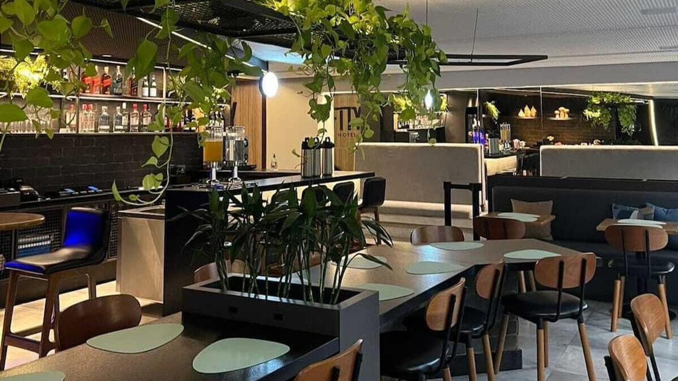 菲提酒店