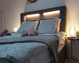 Apartment Iskra - One bedroom apartment - 普莱维斯国家公园 - 睡房