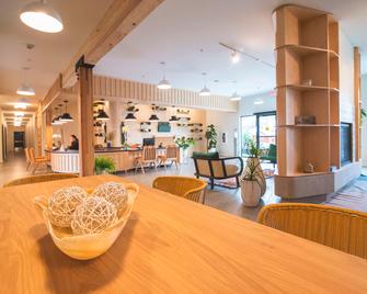 Saltline Hotel - 西塞德 - 大厅