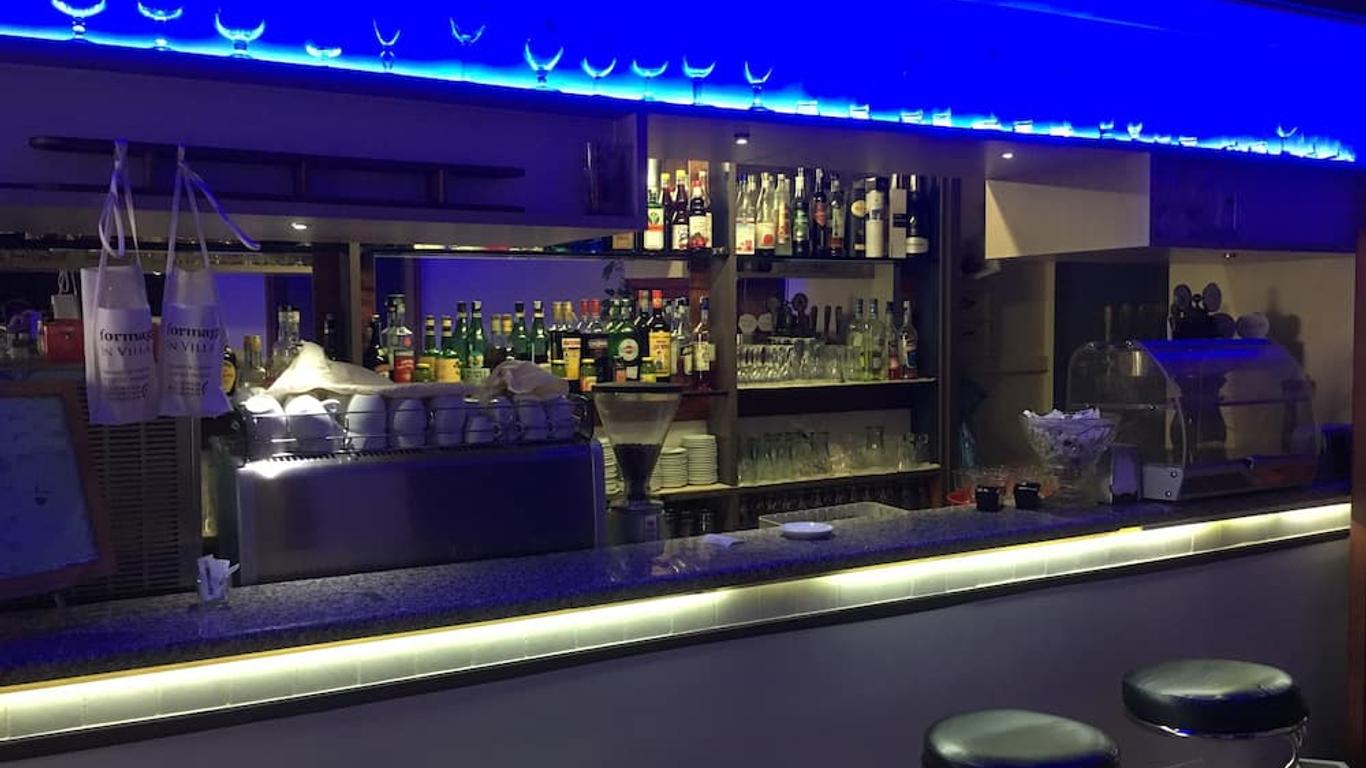 普利马维拉酒店