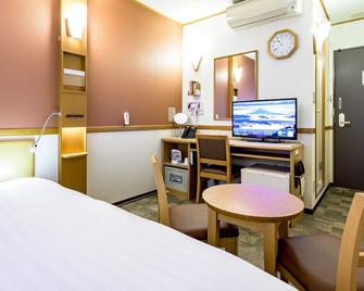 冈山站西口右东横inn酒店 - 冈山市 - 睡房