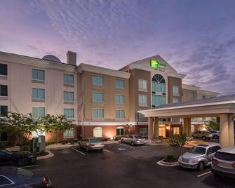 哥伦比亚 I-26 @ 哈比森大道智选假日套房酒店 - IHG 旗下酒店 - 哥伦比亚 - 睡房
