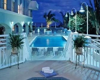 One Bedroom Condo, Surfside, Fl (2891124) - 瑟夫赛德 - 游泳池