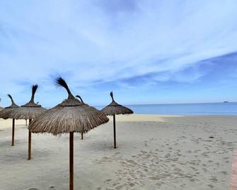 Holiday studio apartment near the beach and city centre - 直布罗陀 - 海滩