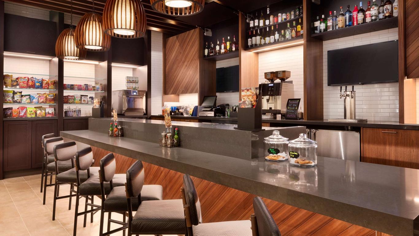 君悦广场俄克拉何马城酒店/布里克顿