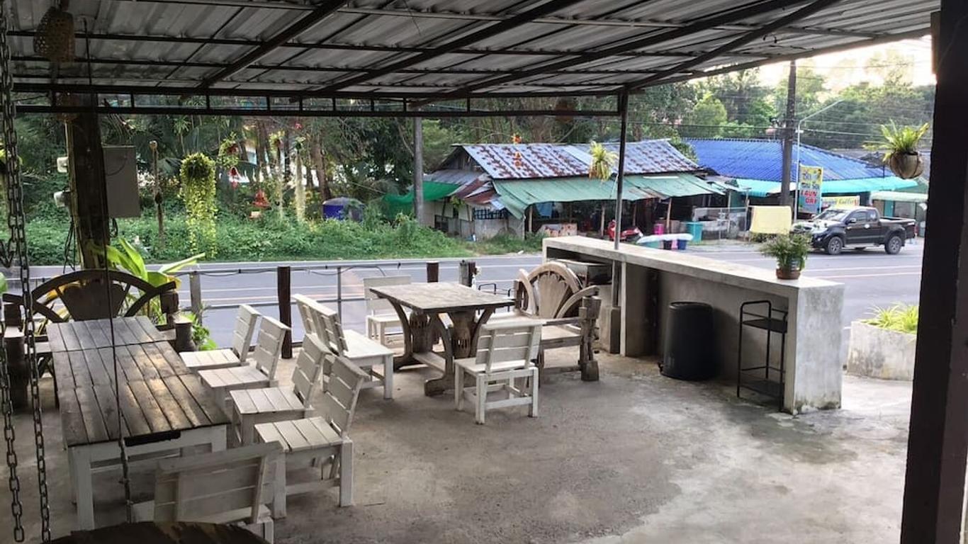 班昂拉克象岛酒店
