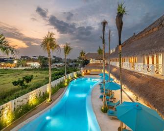 Ize康古由lifestyleretreats - 仓古 - 游泳池
