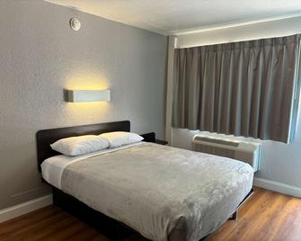 Motel 6 Pensacola West - 彭萨科拉 - 睡房