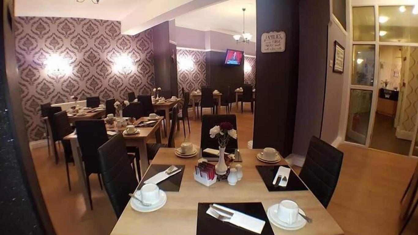 皇后广场酒店