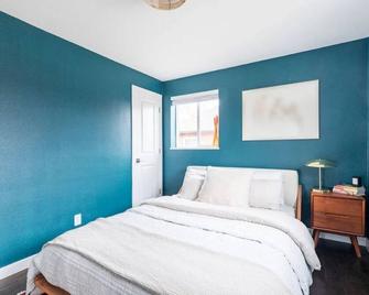 Gorgeous Denver Home w/ Big Backyard - 丹佛 - 睡房