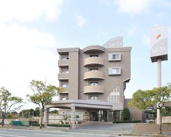 梅崎商務旅館 - 熊本 - 建筑