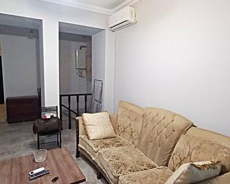 Comfort Flat Near Parlament - 埃里温 - 客厅