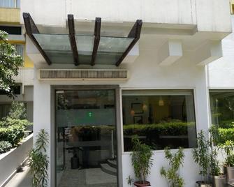 古尔冈乌德约格维哈柠檬树酒店 - 古尔冈 - 建筑