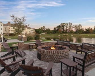 Family Friendly Countryside Resort Condos Close To Colonial Williamsburg - 威廉斯堡 - 露台