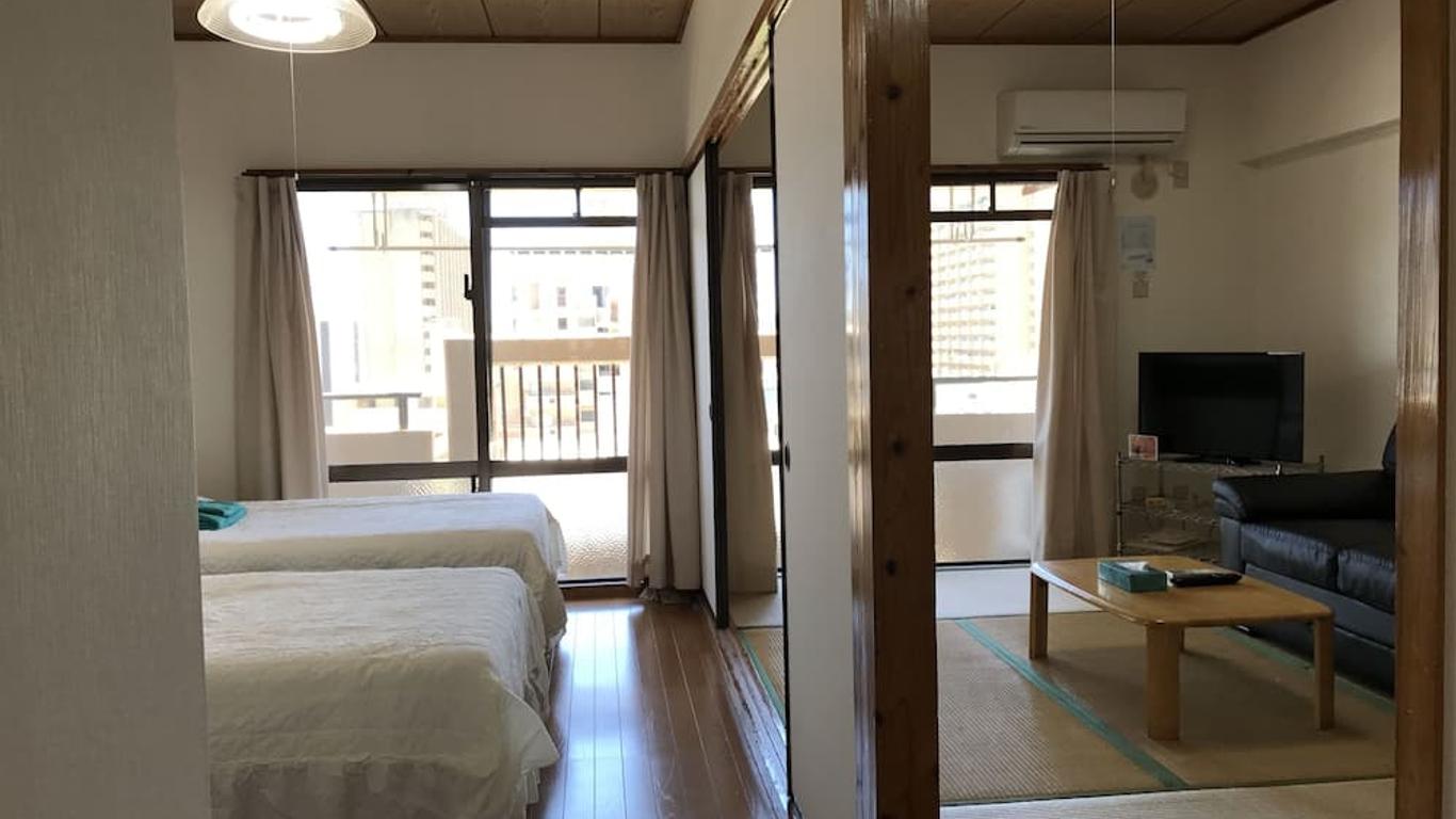 每周海港景大厦酒店