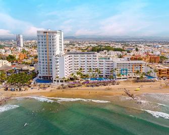 海洋宫殿海滩酒店(Oceano Palace Beach Hotel) - 马萨特兰 - 建筑