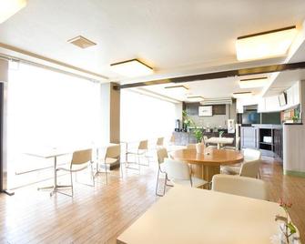Hotel Tosaji Takasu - 高知 - 餐馆