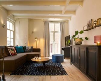 Haarlem Hotel Suites - 哈莱姆 - 客厅