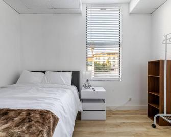 Walking distance to Caltech convention Center Pasadena Landmark room - 帕萨迪纳 - 睡房