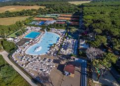 超棒村庄酒店 - 罗马 - 游泳池