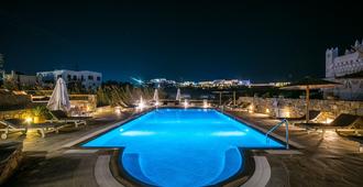 韦恩诺拉花园酒店 - 米科諾斯岛 - 游泳池